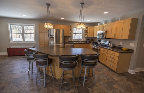 South Haven House | The Landing Spot on West Lake Sylvia