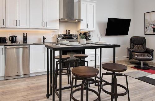 St. Mary's Apartment | The National on Queen