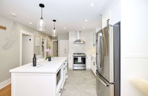 Old Town Historic District House | The Newark House- Best Location, Modern, Old Town