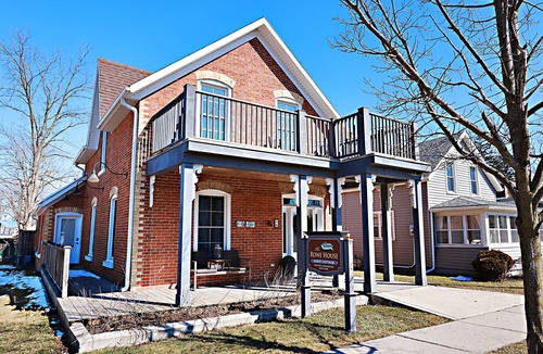 Port Dover House | The Rowe House Cottage Rental