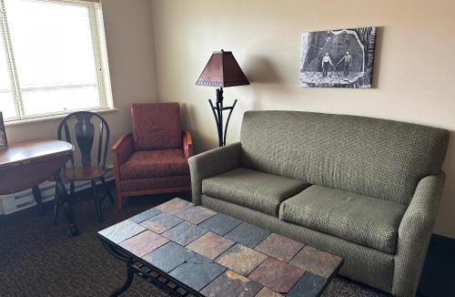 Houston County Hotel | The Sawmill Inn