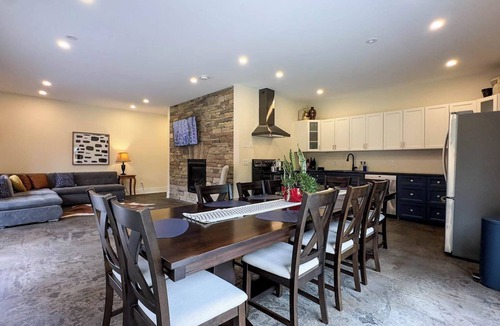 Bluewater Cottage | the Signal - New Cedar Sauna!