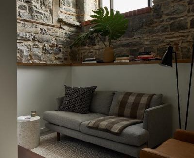 Inner Harbour Hotel | The Smith Hotel