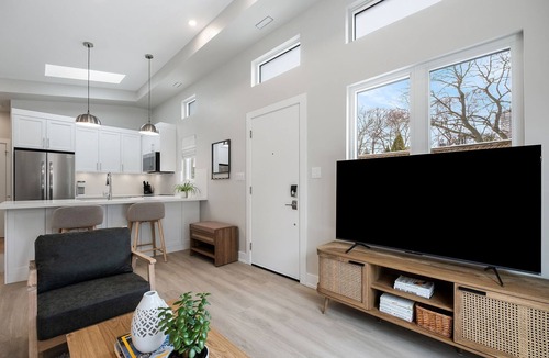 North York House | The Suite Escape: Modern 2 Bed Garden Suite in North York