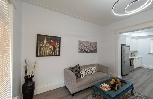 Brantford Apartment | The Tired Traveller Inn
