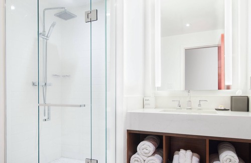Kitchener Hotel | The Walper Hotel, part of JdV by Hyatt