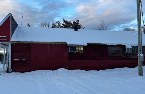 Algoma District House | Thessalon Farm house nn4 bedroom house with WiFi AC infinity opportunity