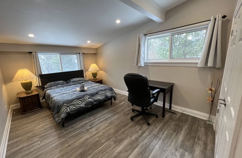 Peterborough House | This guest house a 2 bedroom, 1 bathrooms, located in Peterborough, ON