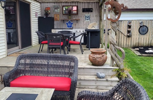 Port Dover House | Three bedroom house walking distance to beach and downtown Port Dover
