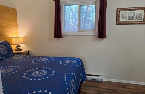 Bobcaygeon Hotel | Three Island Motel