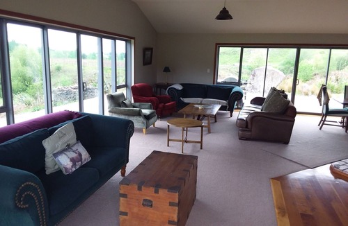 Waimiha House | Timber Trail Accommodation, nice modern house