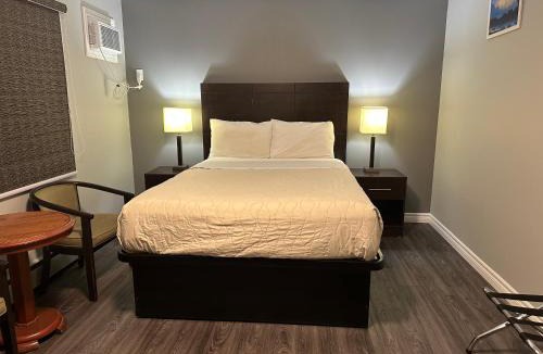 Petawawa Hotel | Time Travellers Motel