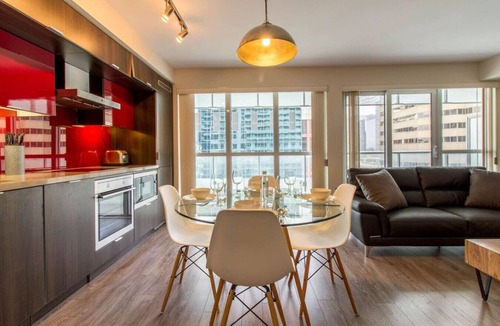 Toronto Entertainment District Apartment | Toronto - 300 Front 1B