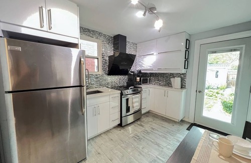 Rockcliffe - Smythe House | Toronto’s St Clair House