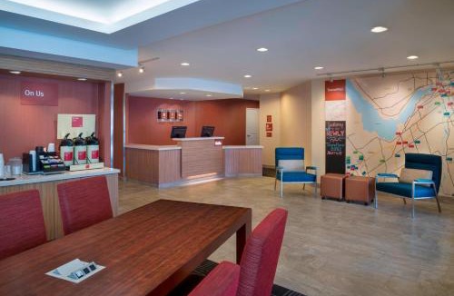 Ottawa Division Hotel | TownePlace Suites by Marriott Ottawa Kanata