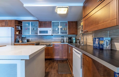 Kirkfield Cottage | Tranquil Lakehouse Cottage in the Kawarthas