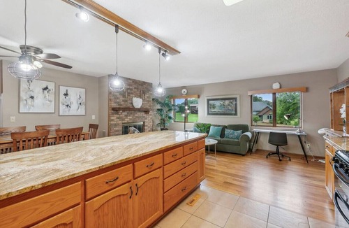 Lake Elmo House | Tranquil rural area, near major roads and shops