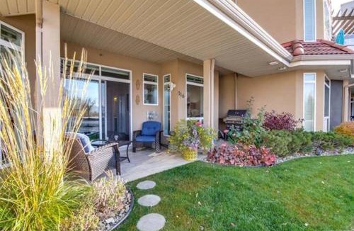 North End Apartment | Tranquil Waterfront Condo