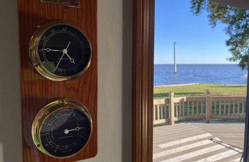 Hertford House | Tranquility on the Sound