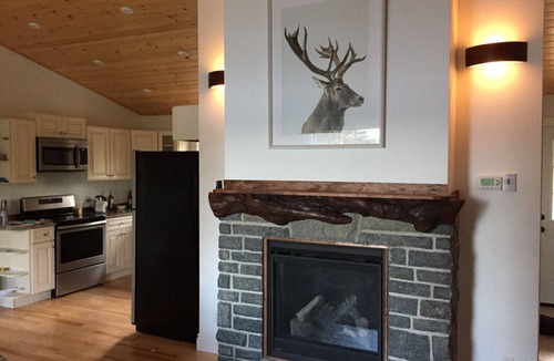 Magnetawan House | Tranquility on Lake Cecebe