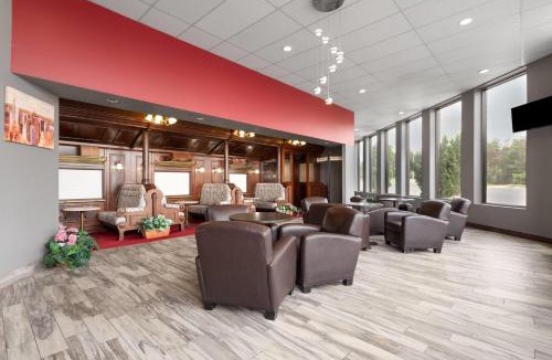 Lindsay Hotel | Travelodge by Wyndham Lindsay