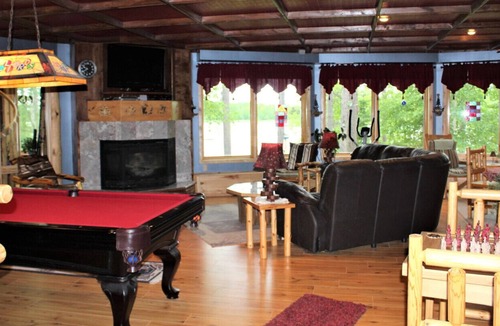 Squaw Lake House | TREE HOUSE INN ROOMS - My Lake Home & Tree House Inn Rooms
