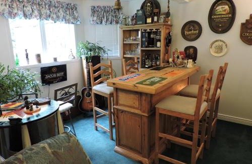 Victoria Harbour Bed & Breakfast | Tucked Inn the Harbour B&B