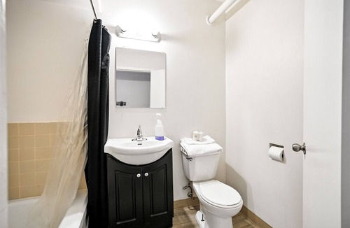 Surrey Hotel | Turf Hotel