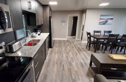Centre Hastings Cottage | Two Beautiful Waterfront Cottages newly renovated.