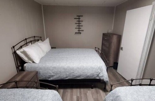 Centre Hastings Cottage | Two Beautiful Waterfront Cottages newly renovated.