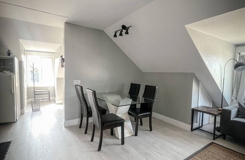 Chapleau Apartment | Unique Modern Luxury 2 Bedroom Apartment