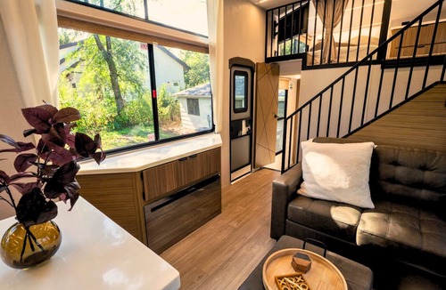 Big Lake House | Unwind in comfort at The Grand Legacy Lodge Luxury