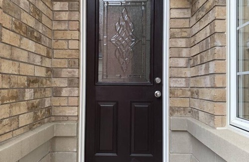 Brampton Condo | Upscale Coach House - 1 Bedroom