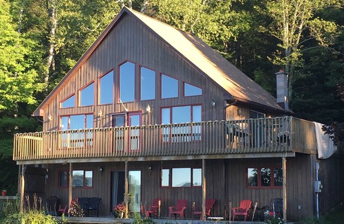 Highlands East Cottage | Valhalla on the lake
