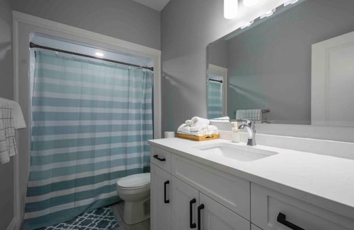 Trenton House | Vel’s Villa
