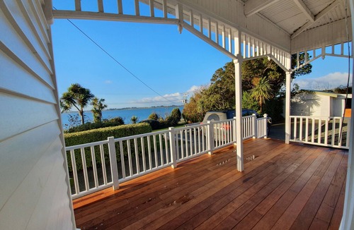 Riverton House | Villa on Castle over looking the estuary