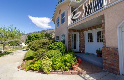 Okanagan-Similkameen House | Vineyards & Lakeviews - Private Hillside Suite - 100m above Osoyoos Lake