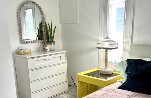 Port Stanley Cottage | Vrbo Property