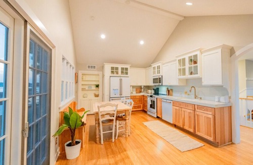 Waconia Cottage | Waconia Lakefront Cottage- dogs ok