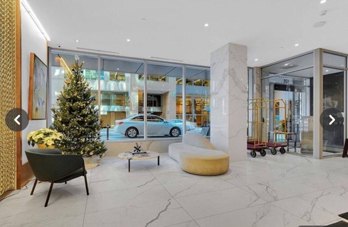 Byward Market - Parliament Hill Condo | Walk to marketplace from quiet secure condo backing onto Sparks St.