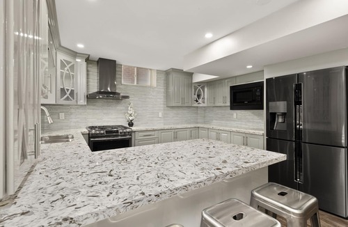 Brampton Apartment | Walkout Basement with Private Entrance