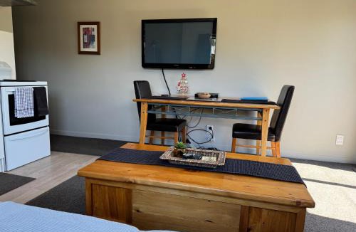 West Melton Apartment | Walnut Creek Studio