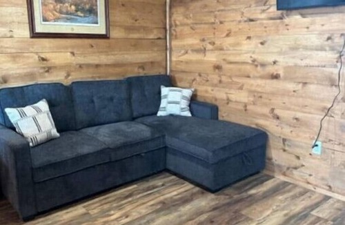 Caledonia Apartment | Warm and Cozy Upstairs Apartmentn