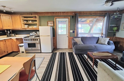 Washagami Cabin | Washagami Cabin at Pine Falls Lodge