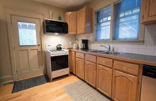 Peterborough Apartment | Waterford Executive Suites, Privacy and Comfort, edge of Downtown next to Trails