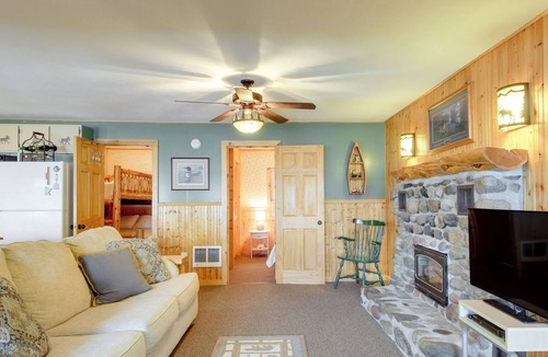 Aitkin Cabin | Waterfront Big Pine Lake Cabin w/ Kayaks!