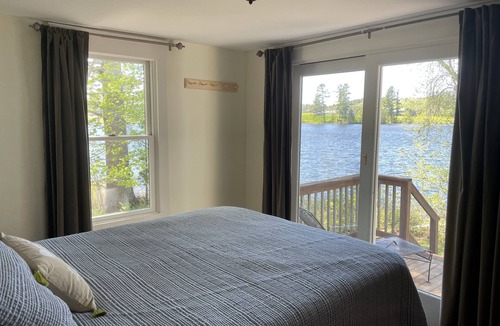Dexter Cabin | Waterfront Cabin on Quiet Lake