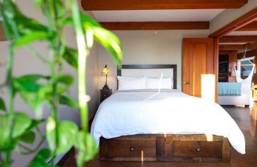 Ucluelet Apartment | Waterfront Condo in Ucluelet