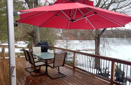 Arden Cottage | Waterfront Cottage | 3 bedroom | 1 bath | sleeps 6 people with Gourmet Kitchen