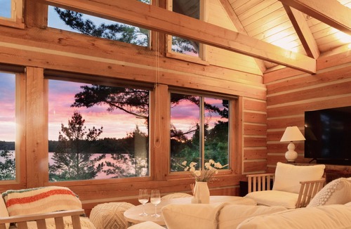 Seguin Cottage | Waterfront Cottage Perfect for IceFishing, Skating, Hiking and Snowmobile Trails